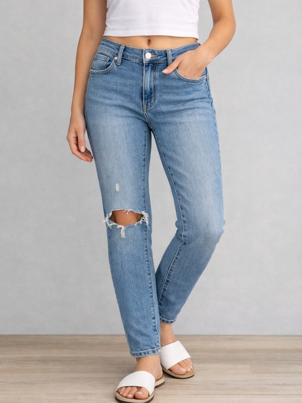 Lucky Brand Brooke Skinny Distressed Jeans - Size 4